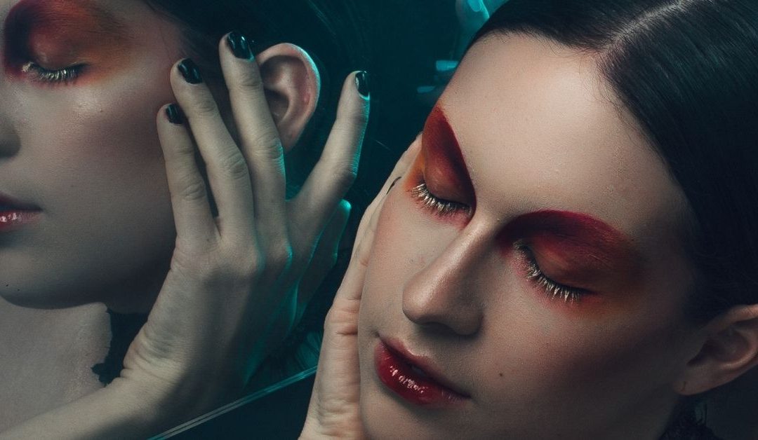 ¿Quieres hacer del maquillaje tu carrera?